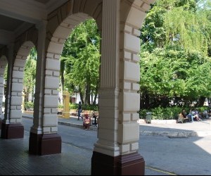 View of the Bolívar Square. Source: Panoramio.com By: Carlos Ruiz Badilla